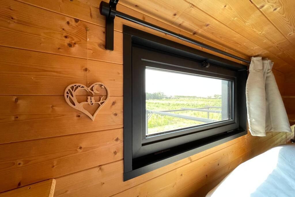 Myinsolite - Tiny-House, Jacuzzi, Brasero, Piscine Aigues-Mortes Bagian luar foto