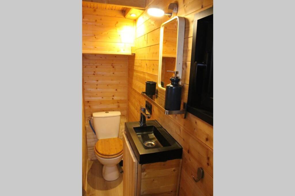 Myinsolite - Tiny-House, Jacuzzi, Brasero, Piscine Aigues-Mortes Bagian luar foto