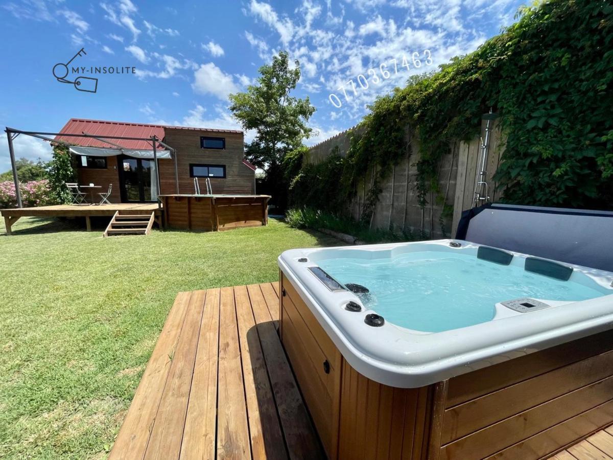 Myinsolite - Tiny-House, Jacuzzi, Brasero, Piscine Aigues-Mortes Bagian luar foto